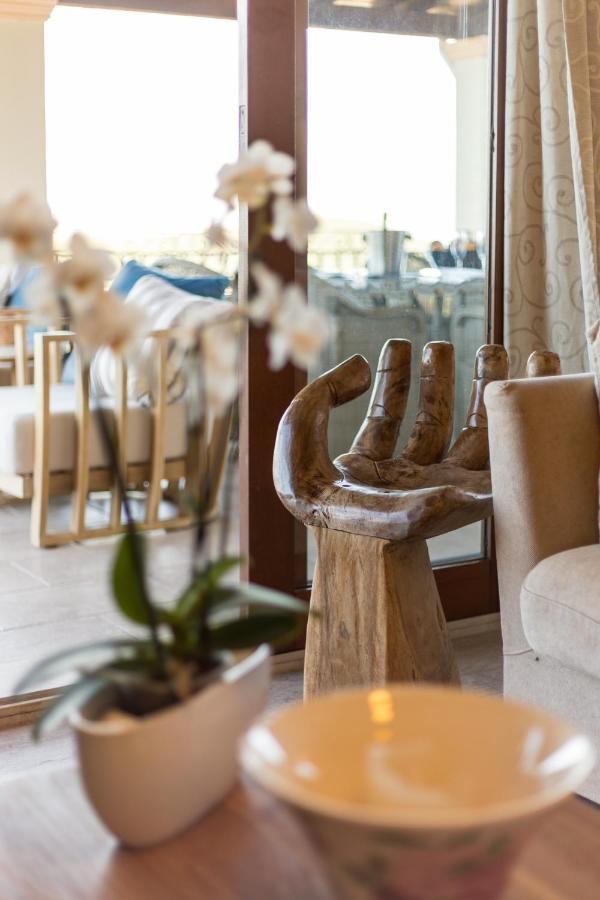 Dendrilia Villa & Suite By Rodostamo Collection Kassiopi Bagian luar foto
